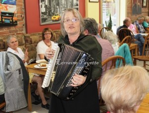 Sheila Rosalie and Friends serve up gospel music at the Hot Roast Co.
